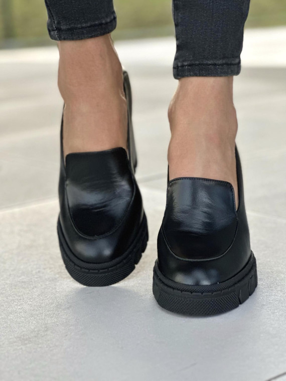 Czarne półbuty damskie skórzane