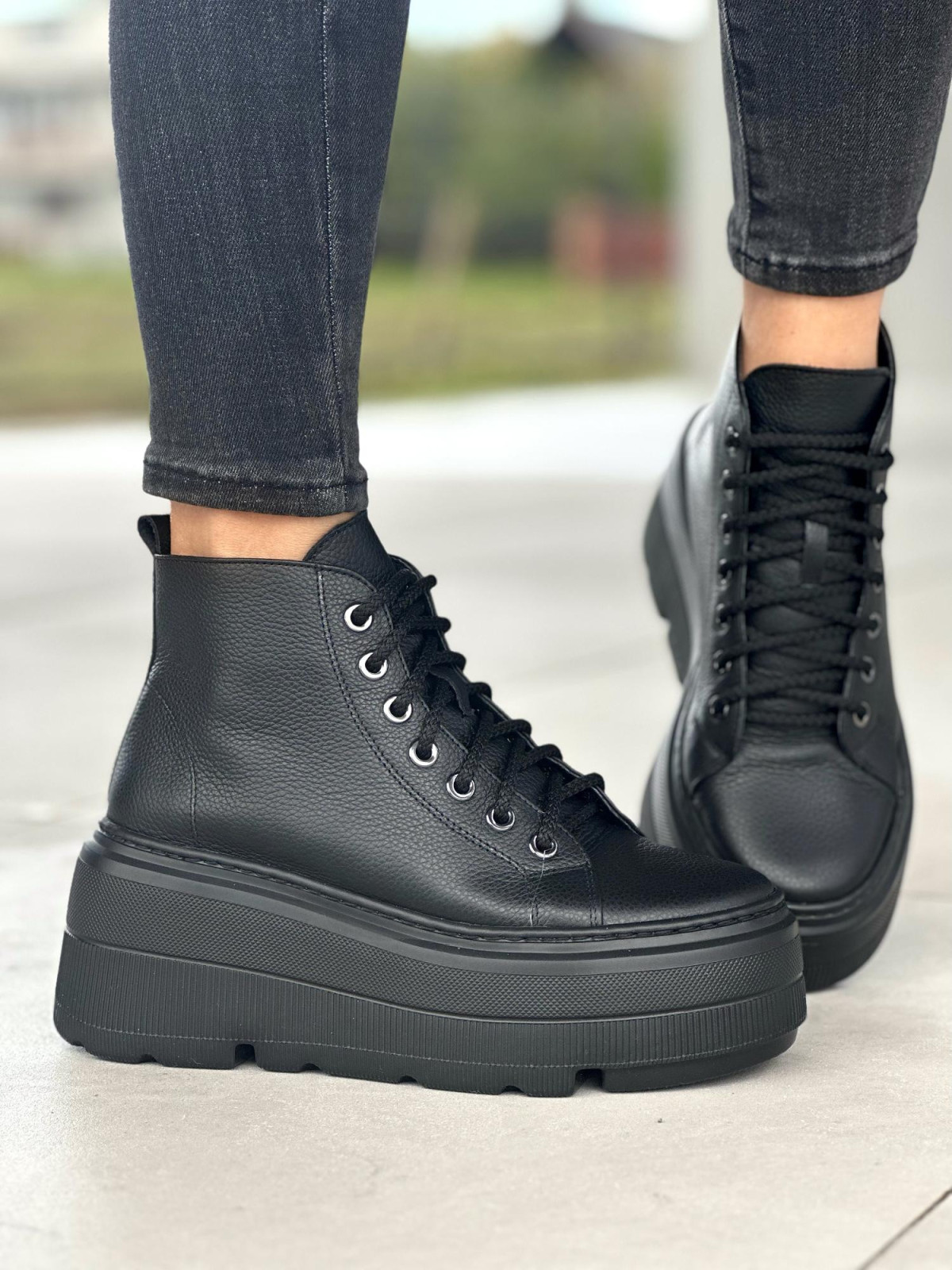 Czarne trampki damskie skórzane