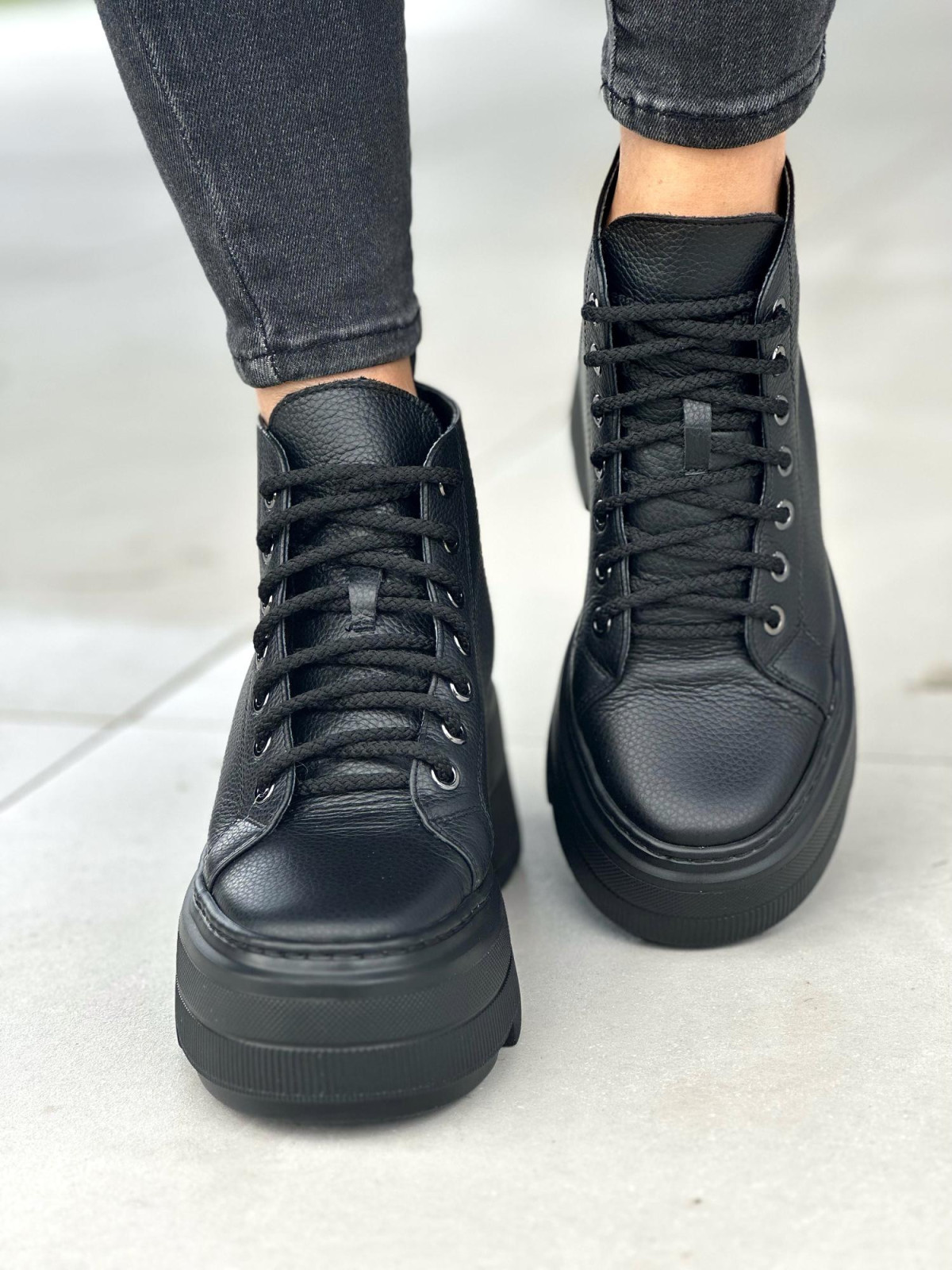 Czarne trampki damskie skórzane