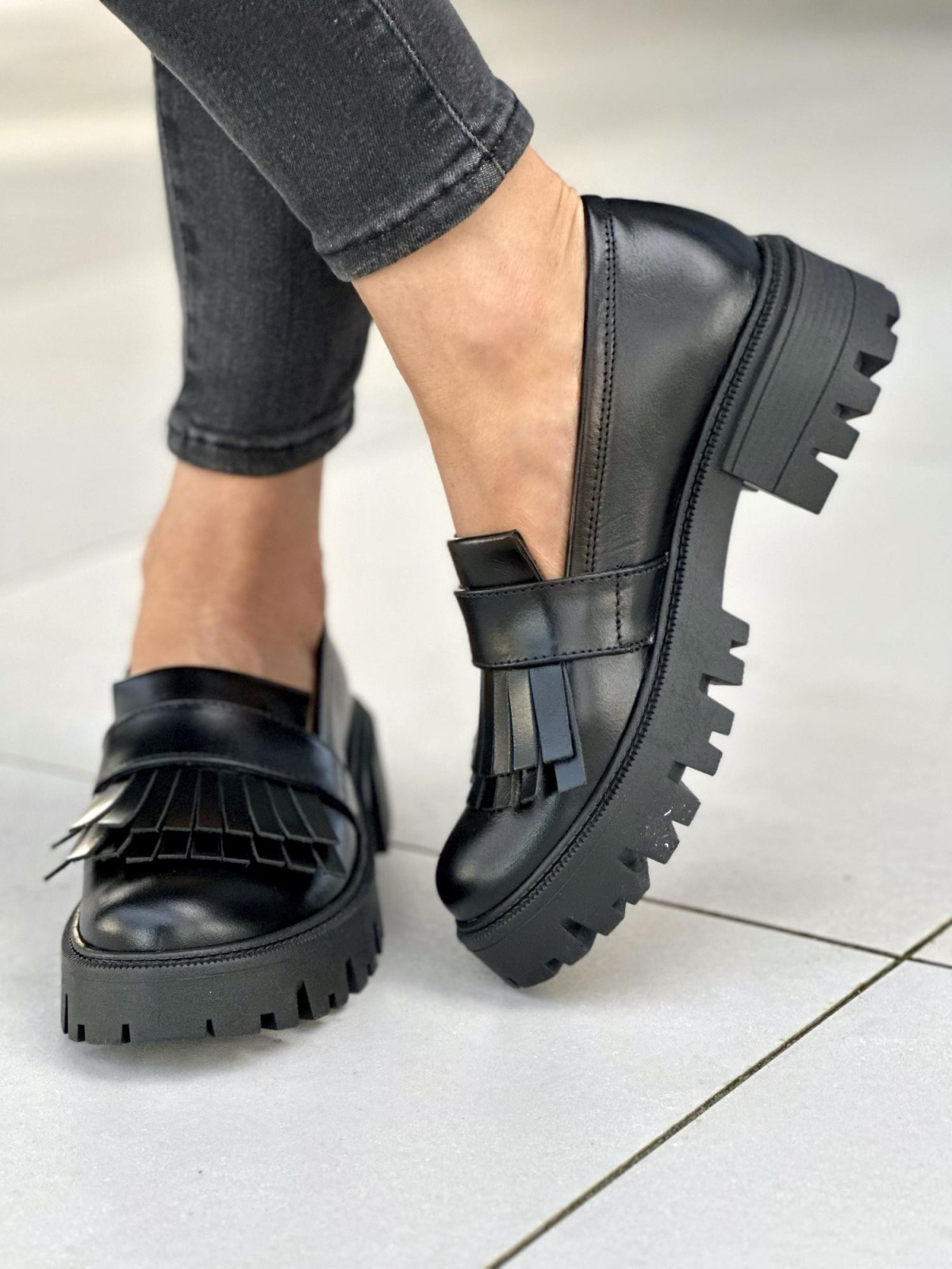 Czarne mokasyny damskie skórzane