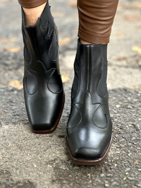 Czarne botki damskie skórzane