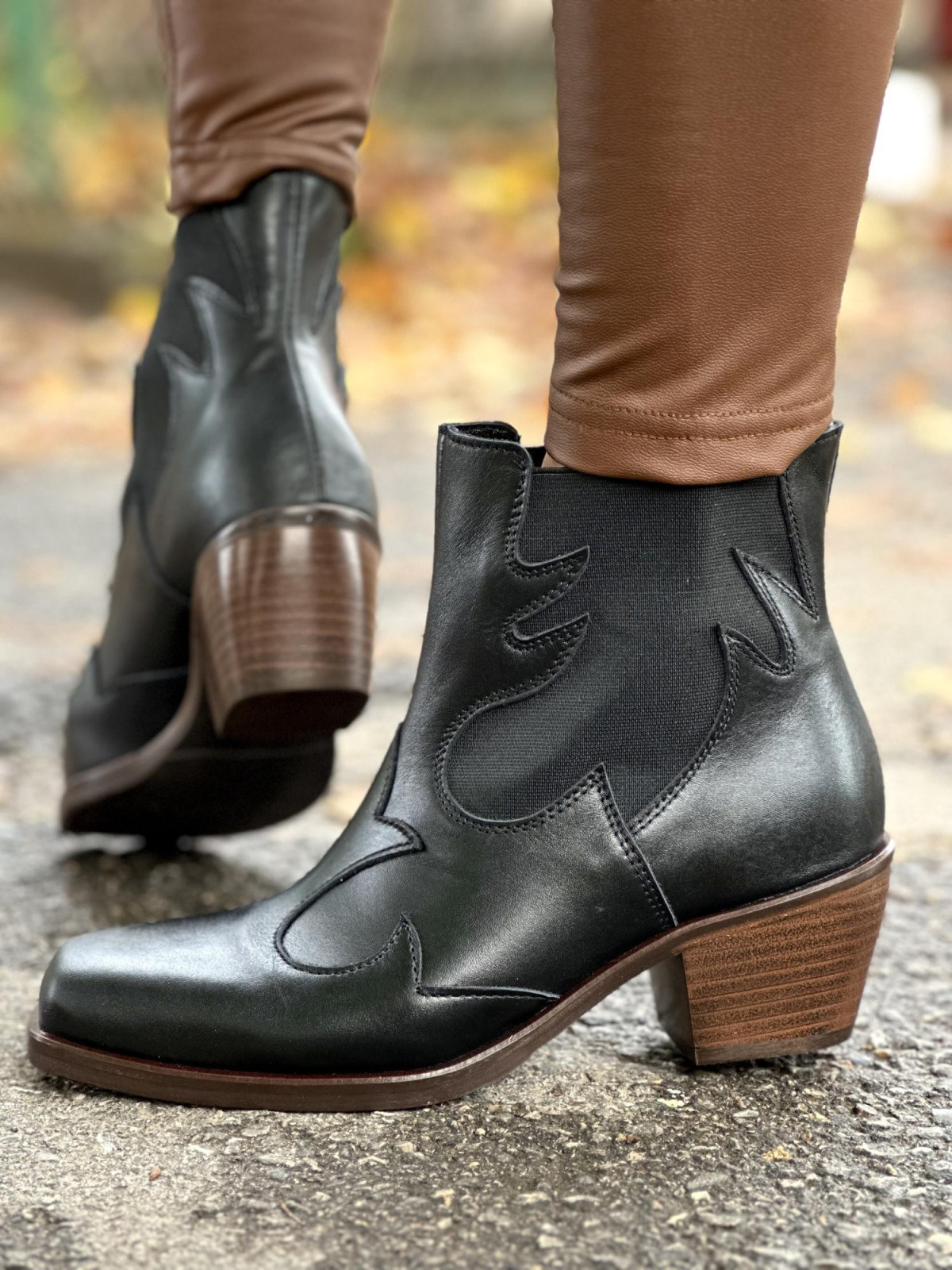 Czarne botki damskie skórzane