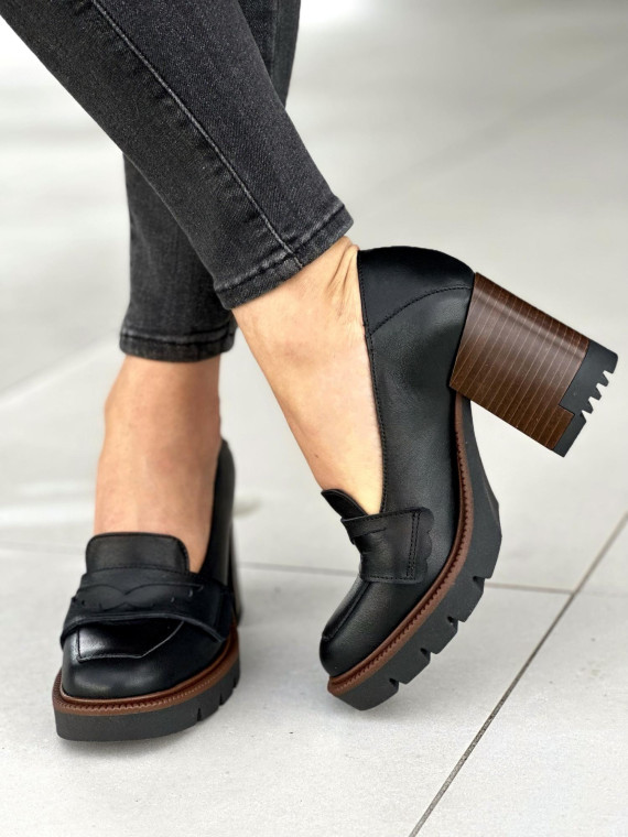 Czarne półbuty damskie skórzane