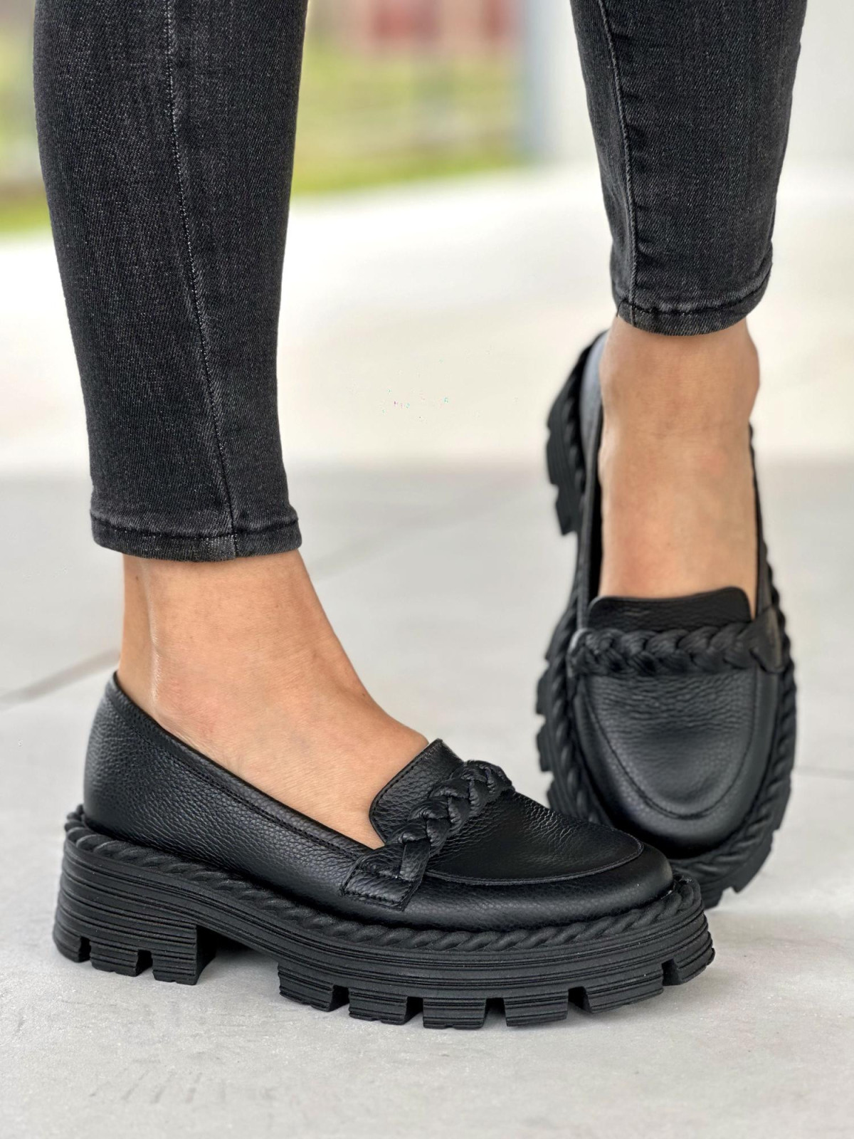Czarne mokasyny damskie skórzane
