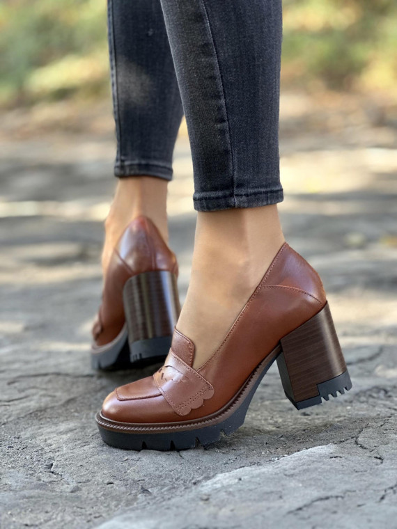 Wyjątkowe półbuty ze skóry OLEKSY, Polskiej produkcji