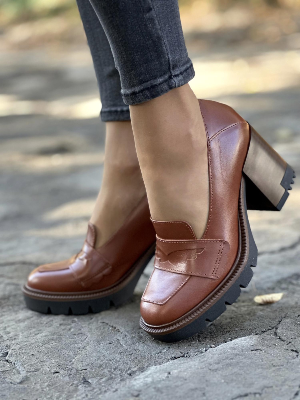 Wyjątkowe półbuty ze skóry OLEKSY, Polskiej produkcji