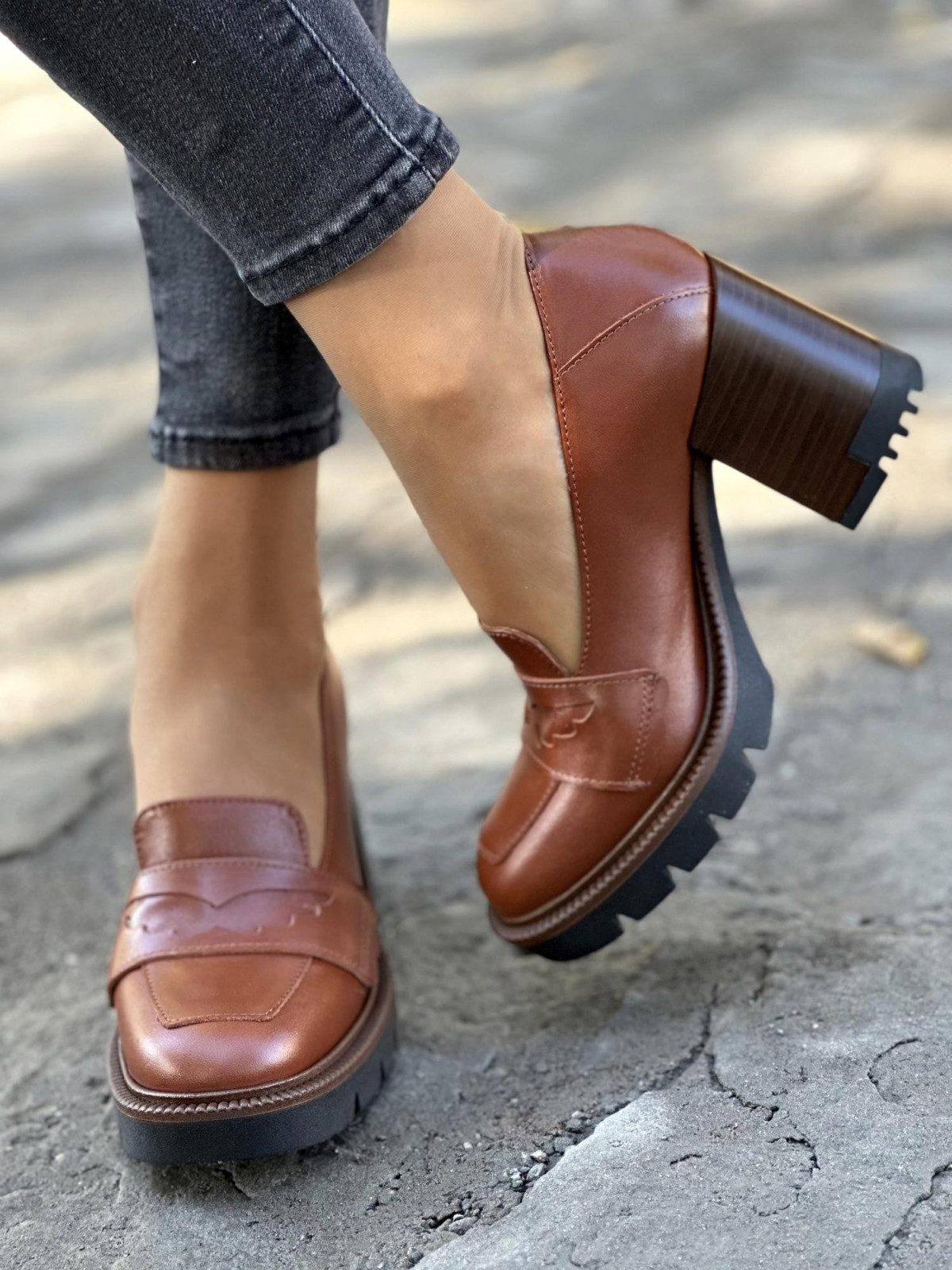 Wyjątkowe półbuty ze skóry OLEKSY, Polskiej produkcji