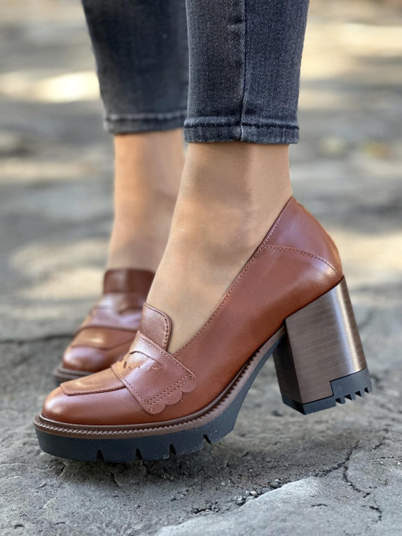 Wyjątkowe półbuty ze skóry OLEKSY, Polskiej produkcji