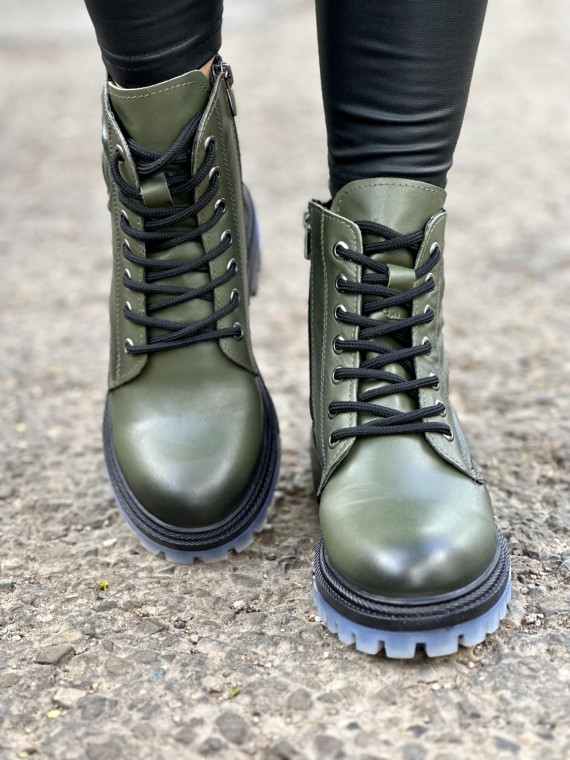 Oliwkowe trapery damskie skórzane