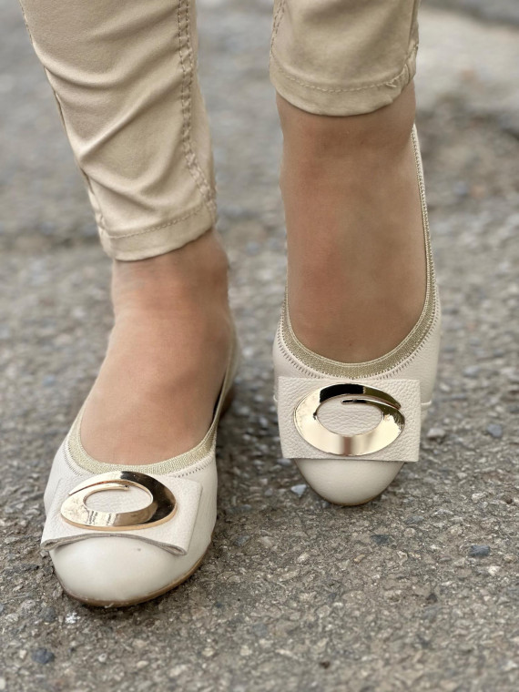 Beżowe baleriny damskie skórzane