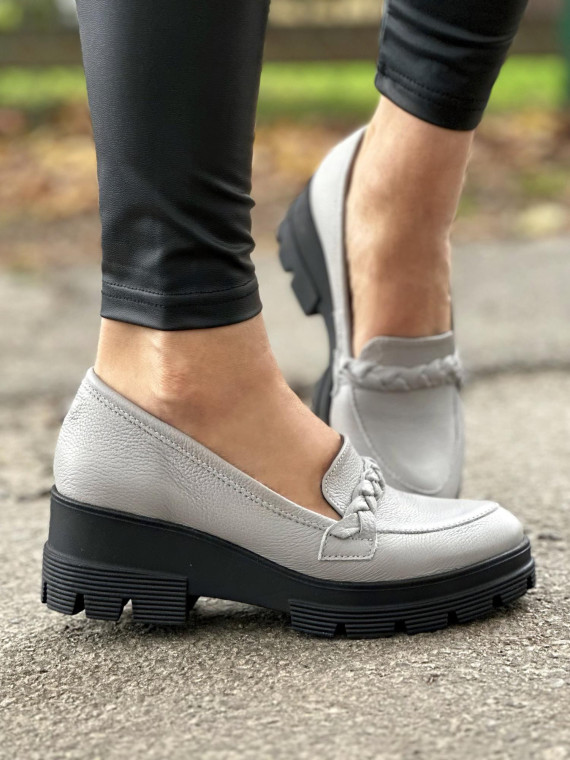 Szare mokasyny damskie skórzane