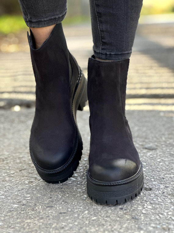 Czarne trapery damskie skórzane