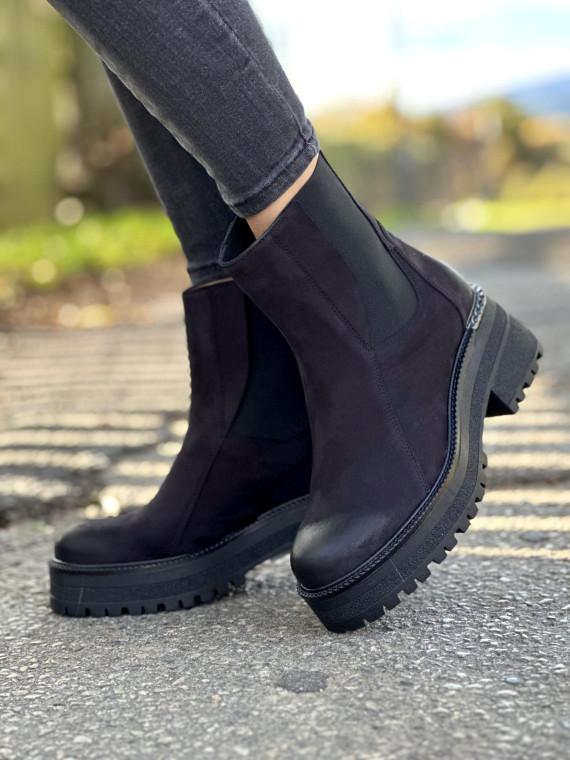 Czarne trapery damskie skórzane