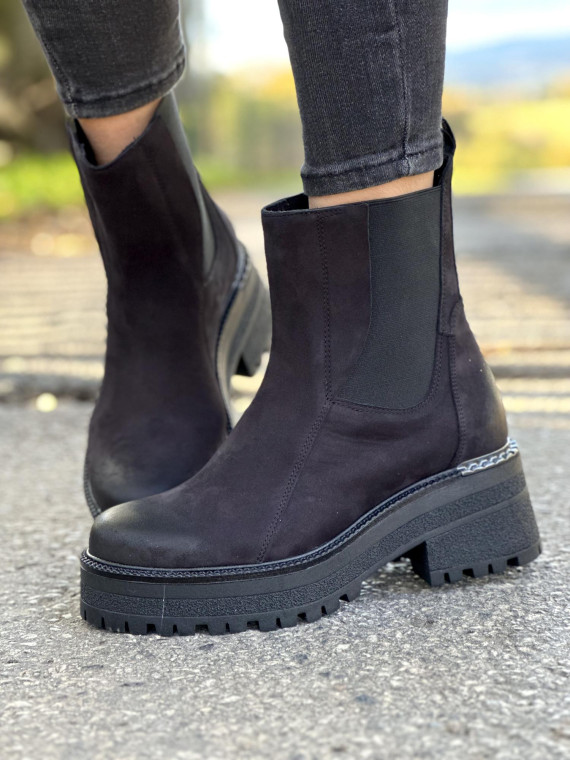 Czarne trapery damskie skórzane