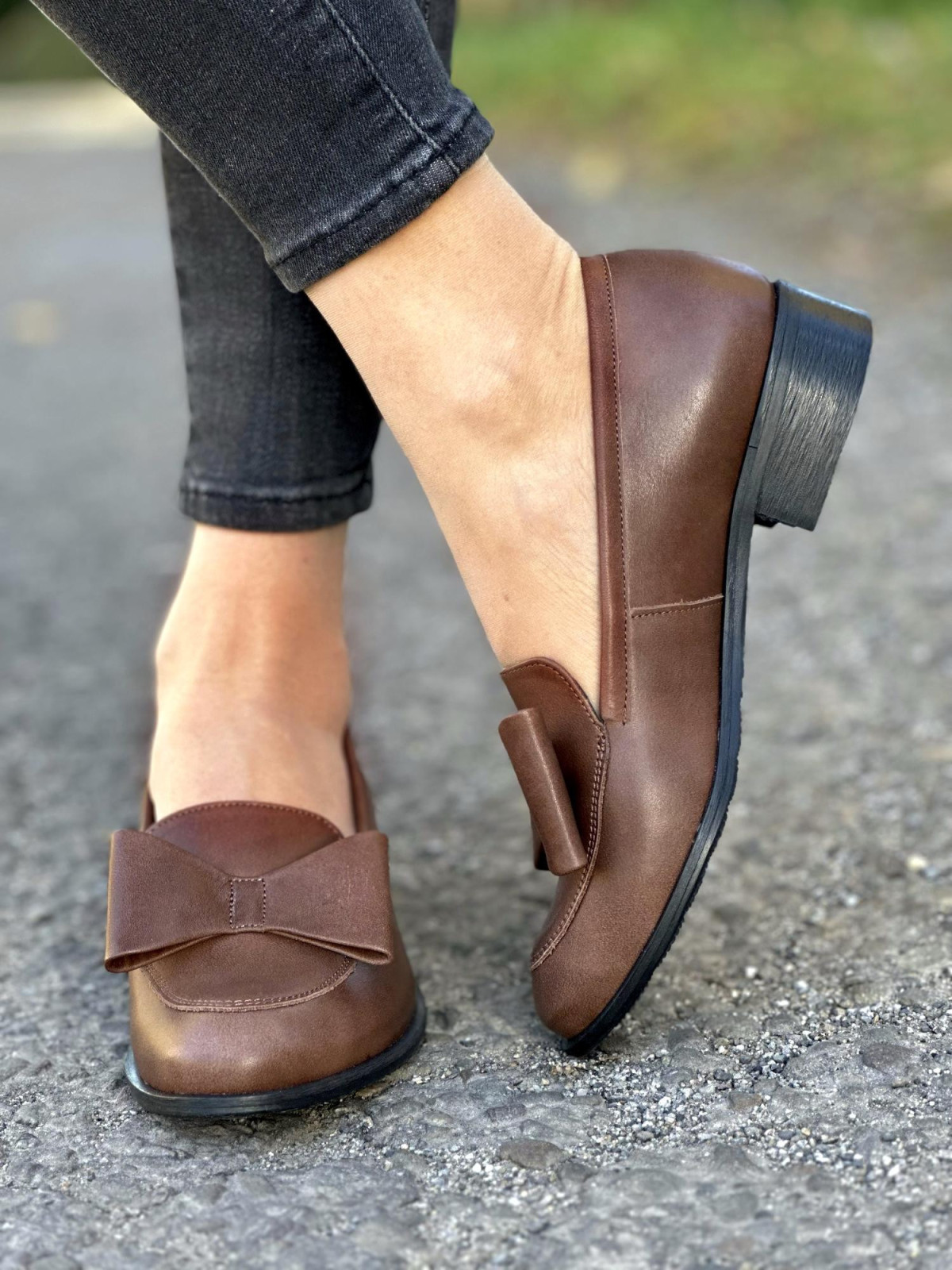 Brązowe mokasyny damskie skórzane