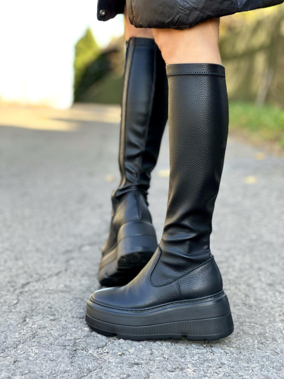 Czarne kozaki damskie skórzane