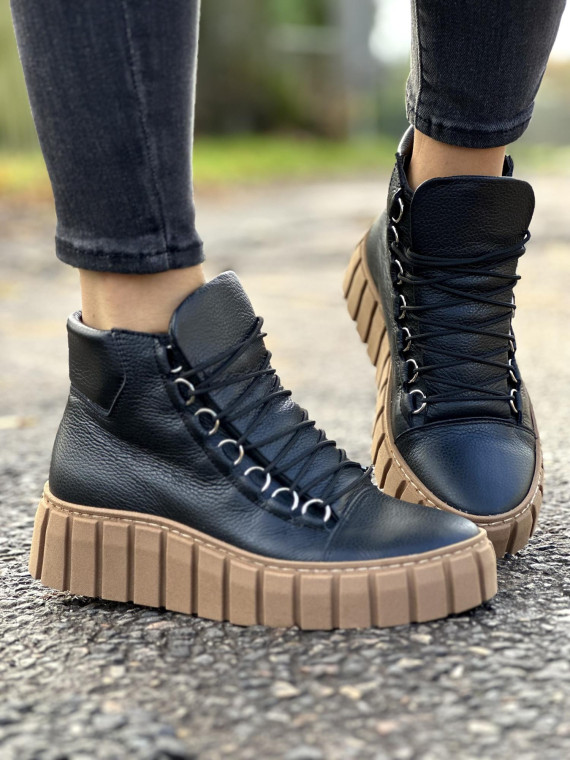 Czarne trampki damskie skórzane