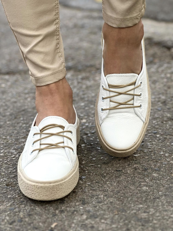 Białe trampki damskie skórzane