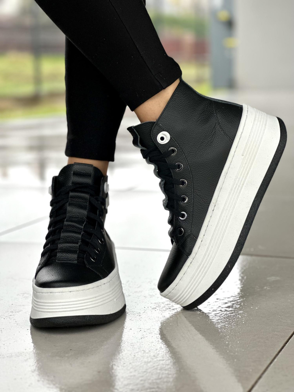 Czarne trampki damskie skórzane