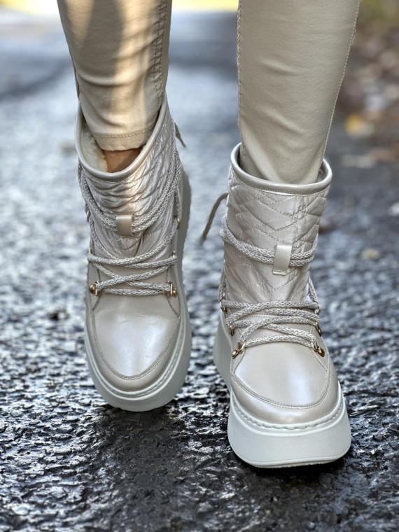 Beżowe śniegowce damskie skórzane