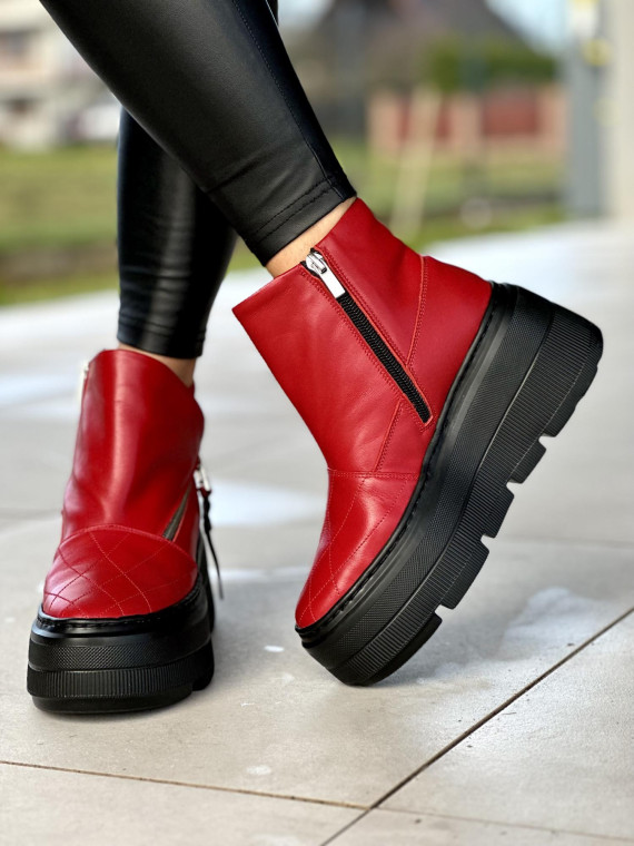 Czerwone botki damskie skórzane