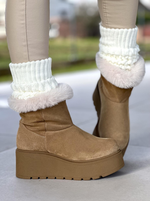 Beżowe śniegowce damskie skórzane