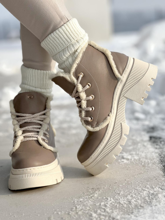 Cappucino ocieplane futrem trapery damskie ze skóry naturalnej