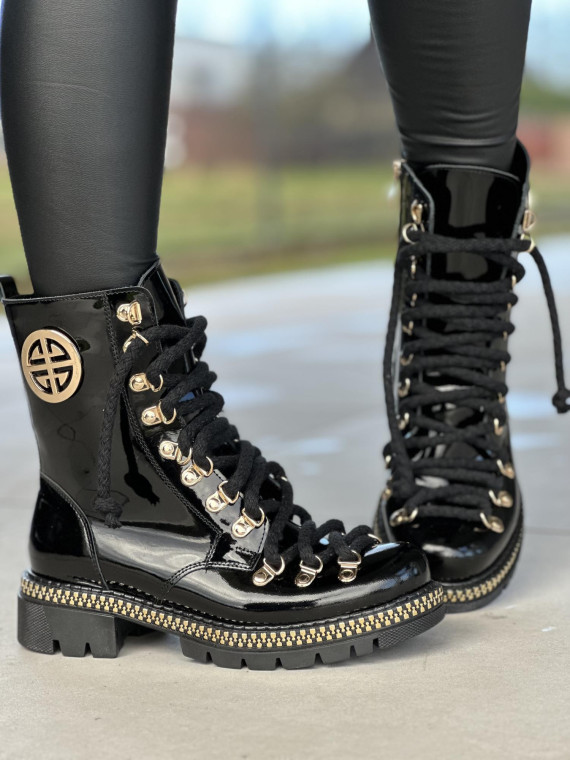 Czarne trapery damskie skórzane