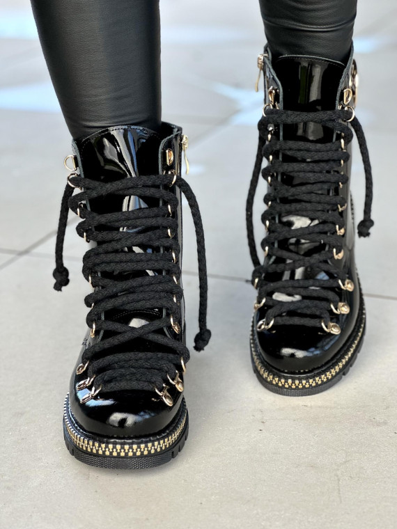 Czarne trapery damskie skórzane