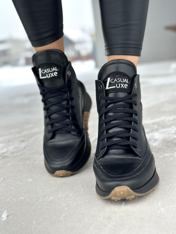 Czarne lekko ocieplane wysokie sneakersy damskie ze skóry naturalnej