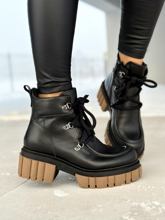 Czarne ocieplane śniegowce damskie ze skóry naturalnej