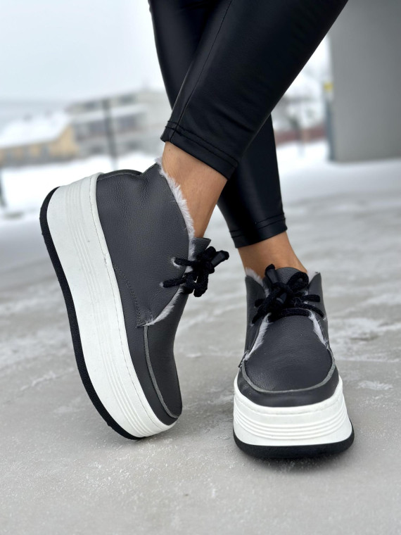 Szare ciepłe półbuty damskie ze skóry naturalnej z ozdobnym futerkiem