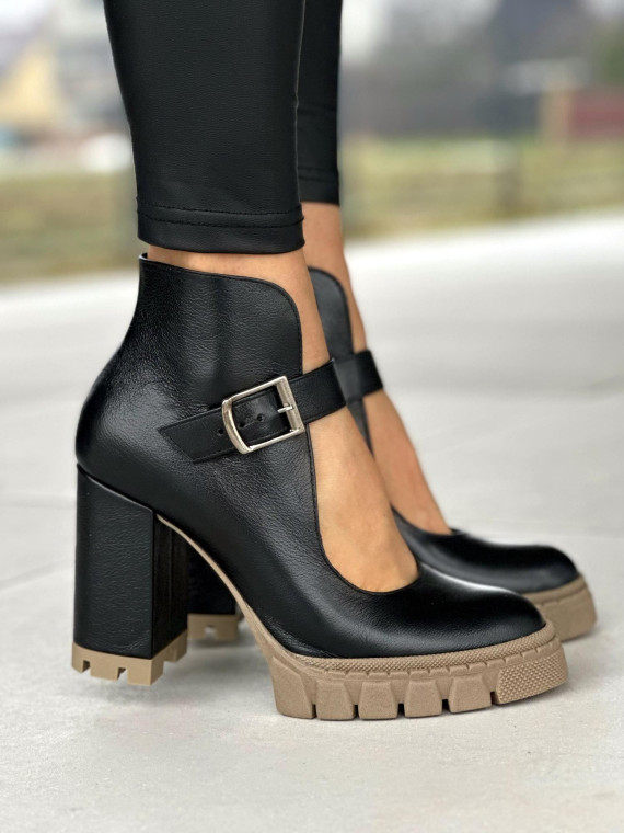 Czarne półbuty damskie na wysokim obcasie, z klamerką, ze skóry naturalnej