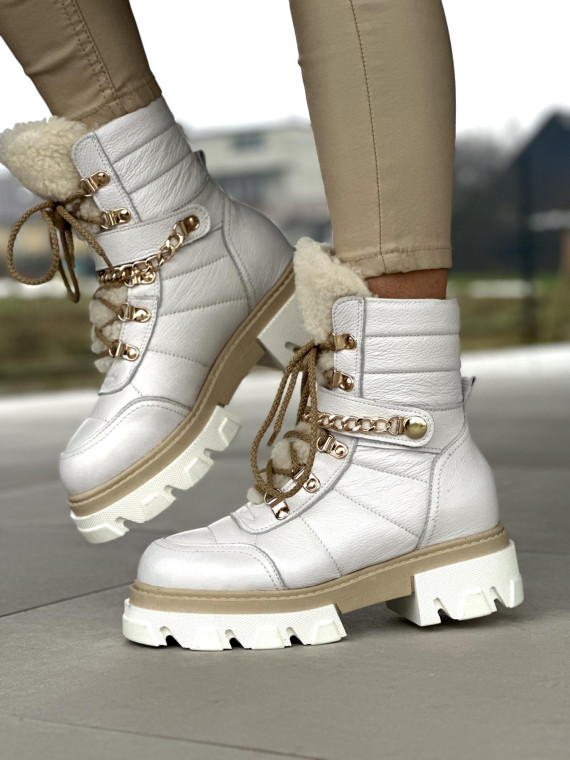 Białe bardzo ciepłe śniegowce damskie ze skóry naturalnej