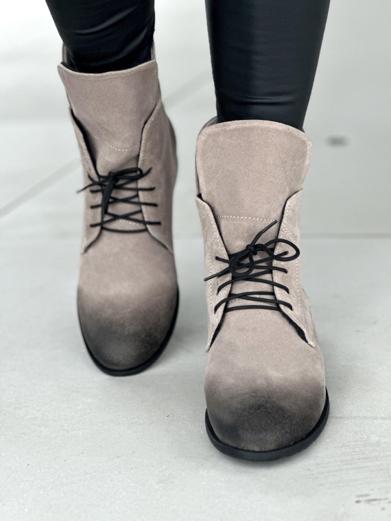 Szare ciepłe botki damskie ze skóry naturalnej welurowej