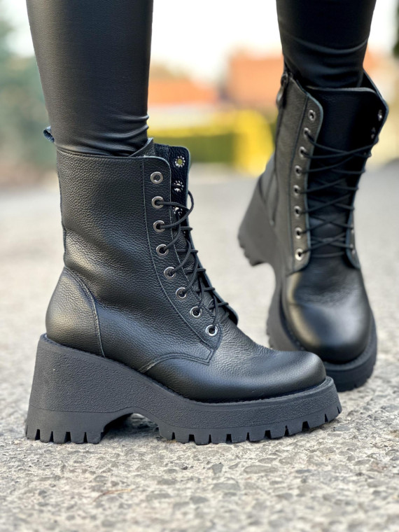 Czarne lekkie ocieplane trapery damskie ze skóry naturalnej