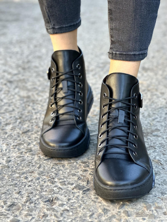 Wysokie czarne trampki damskie ze skóry naturalnej