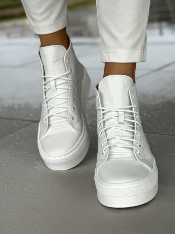 Białe wysokie trampki damskie ze skóry naturalnej