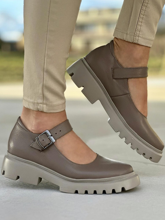 Cappucino półbuty damskie z klamrą, skóra naturalna