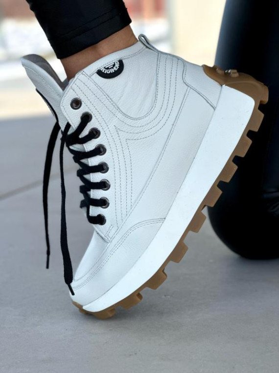 Białe wysokie sneakersy damskie skóra naturalna