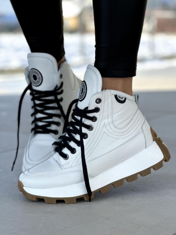 Białe wysokie sneakersy damskie skóra naturalna