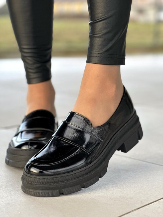 Wygodne i stylowe czarne mokasyny damskie skóra naturalna