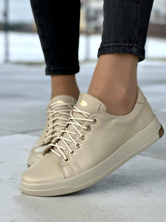 Delikatne beżowe trampki damskie, skóra naturalna