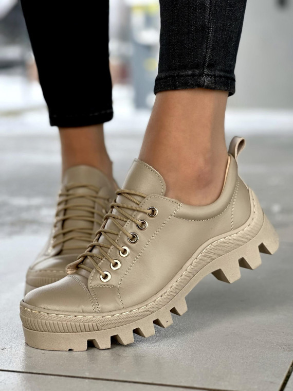 Beżowe niskie trapery damskie, skóra naturalna