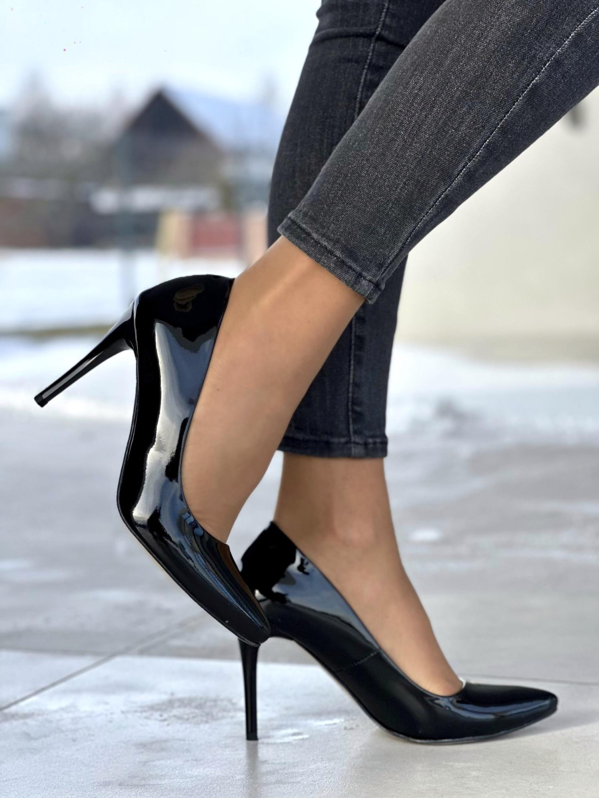 Klasyczne czarne czółenka szpilki damskie na wysokim obcasie, skóra naturalna