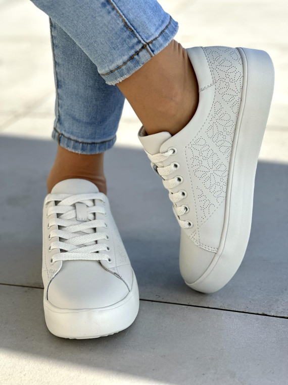 Lekkie, jasno-beżowe trampki damskie, skóra naturalna