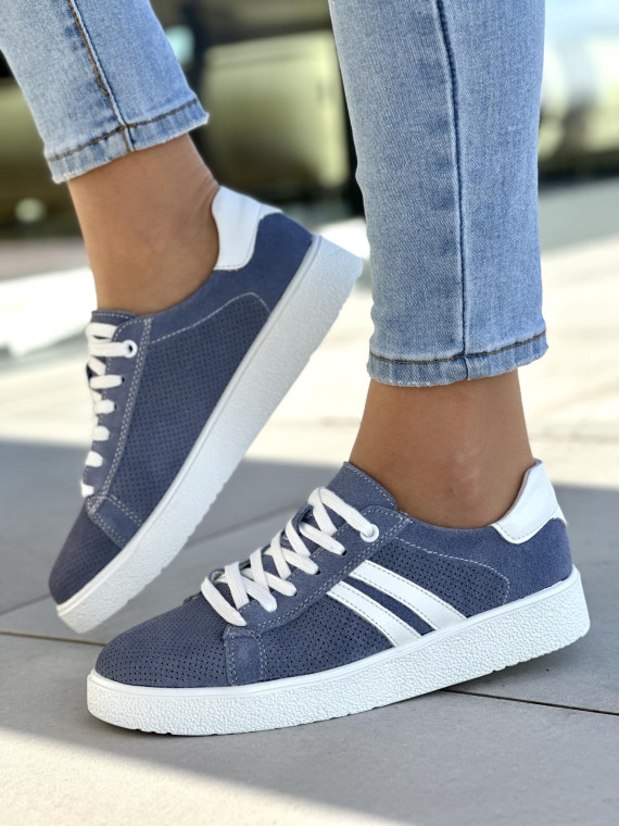 Lekkie i wygodne niebieskie trampki damskie, skóra naturalna