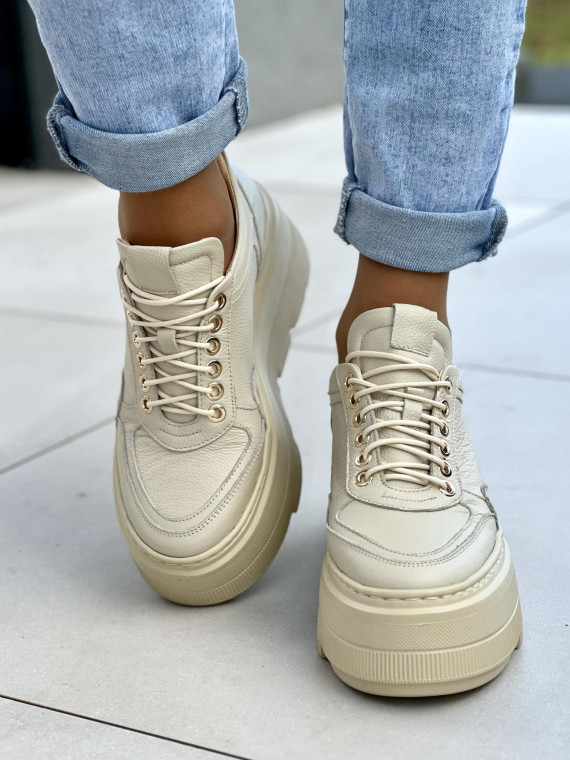 Lekkie beżowe trampki damskie na grubej platformie, skóra naturalna