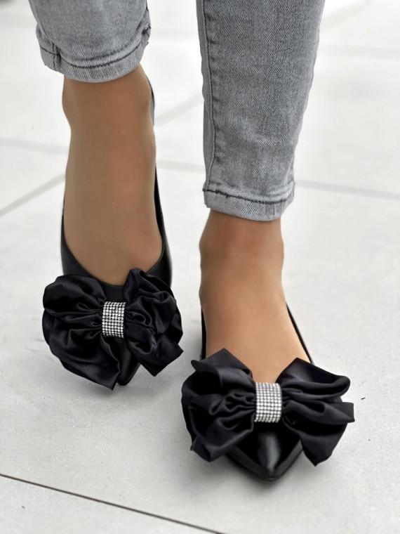 Piękne i kobiece czarne baleriny damskie z kokardą, skóra naturalna