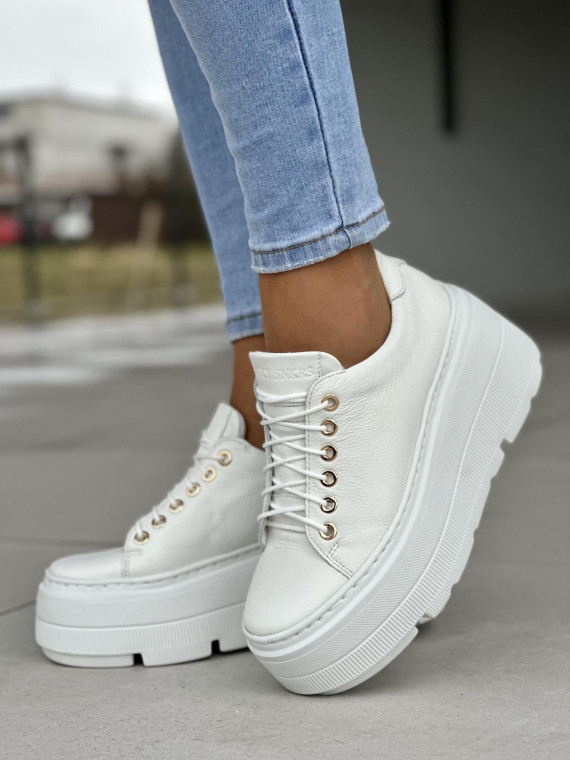 Lekkie białe trampki damskie na grubej platformie, skóra naturalna